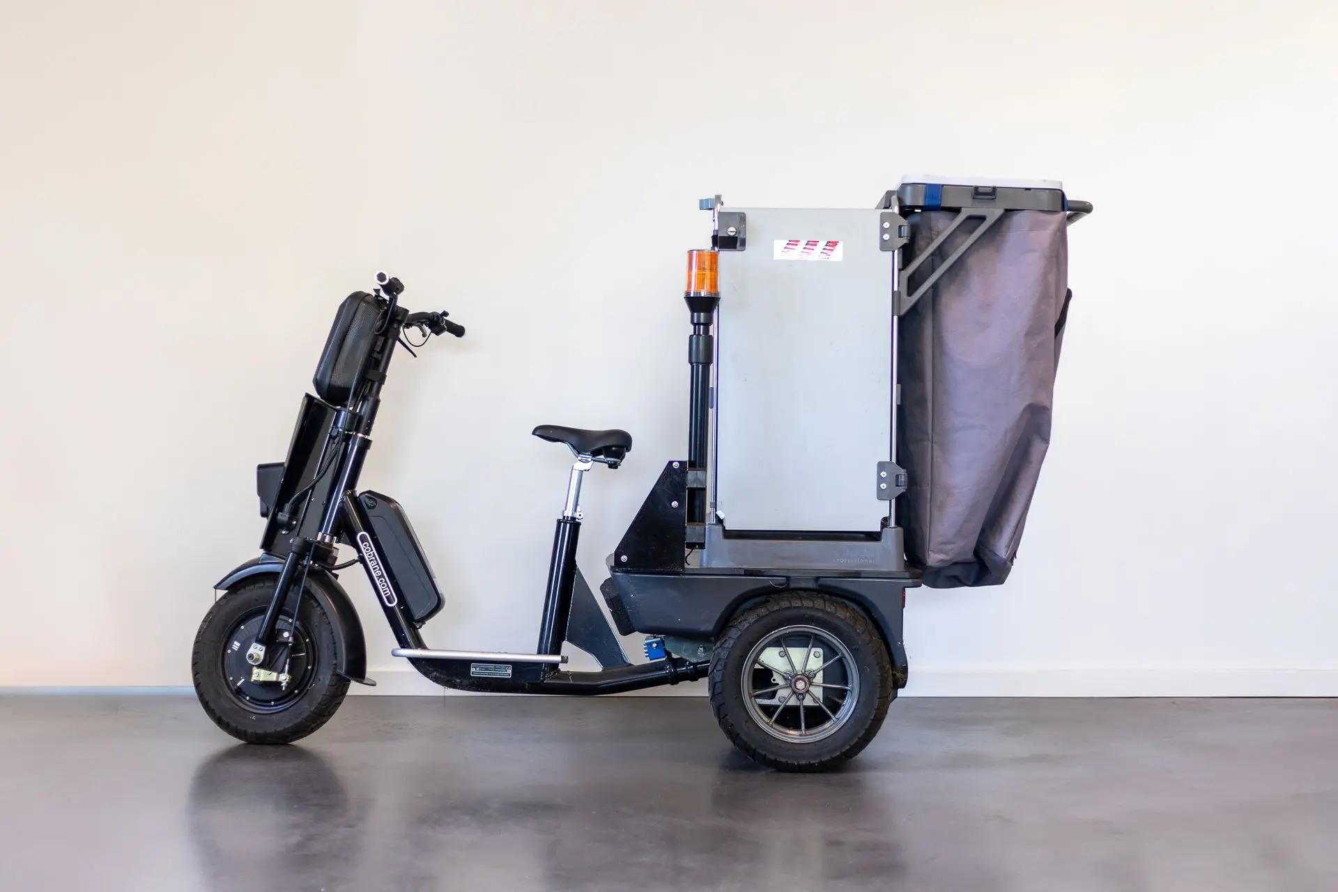 Cobrane A1 et le chariot Vileda