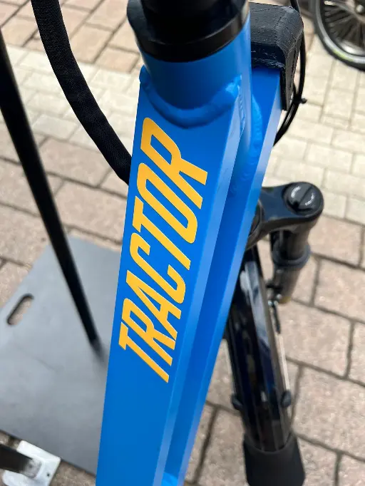 Tractor -  le vélo cargo professionnel de notre partenaire Ello Mobilité