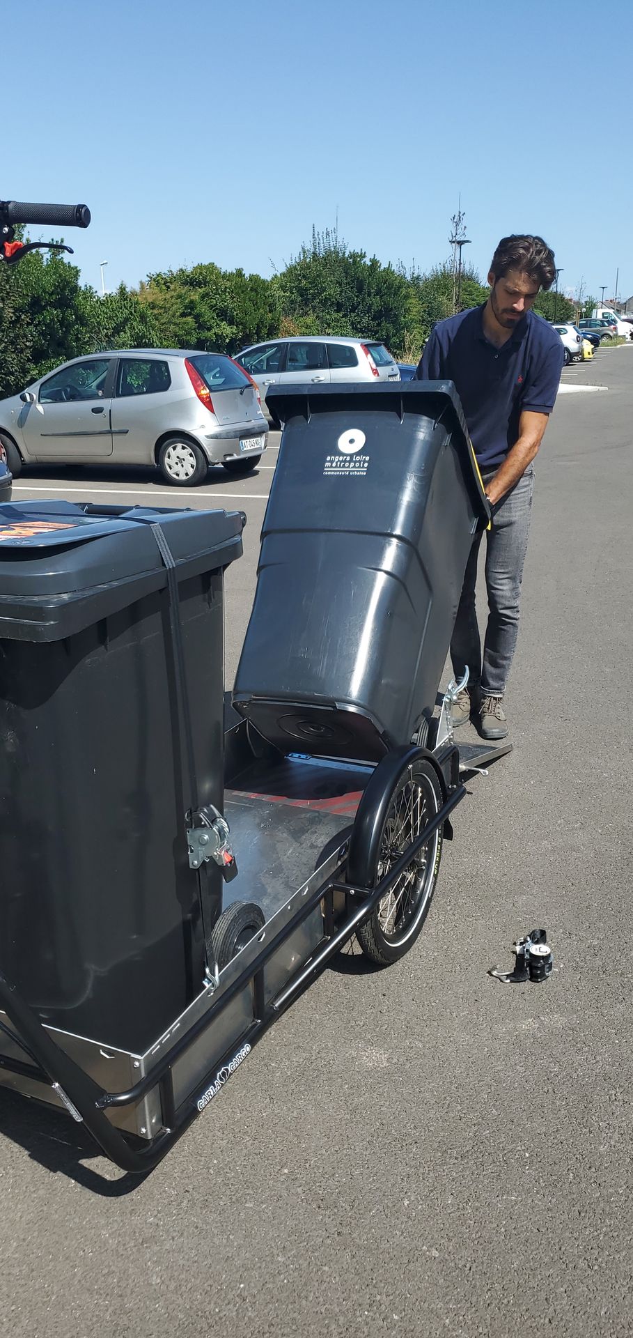 Transport de poubelles