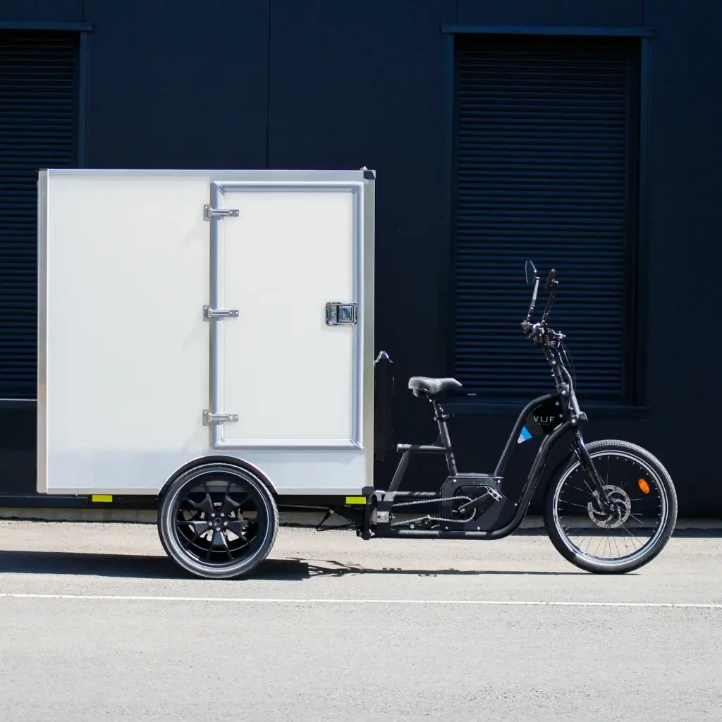 Vélo cargo triporteur (charge à l'arrière) - VUF XXL Fit Bafang - Caisson Transporteur Poly - VUF | Dès 250 EUR par mois